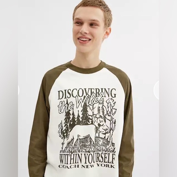 NWT COACH Wild Raglan Crewneck Long Sleeve T-Shirt |Size Medium - Picture 4 of 6